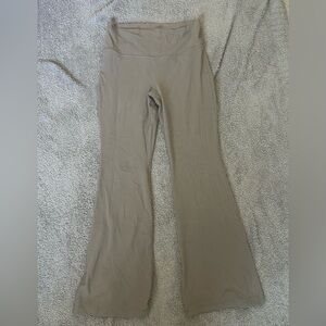 Aritzia TNA Butter Flare Leggings